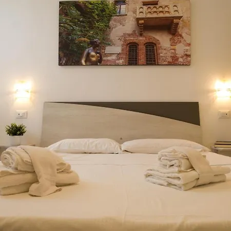 Apartment Yourbanflat Il Nido Della Cipi